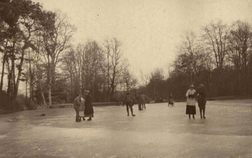 Photo from page 32 of album WWI Photograph Album - Medical Staff &amp; Nurses: Egypt and England