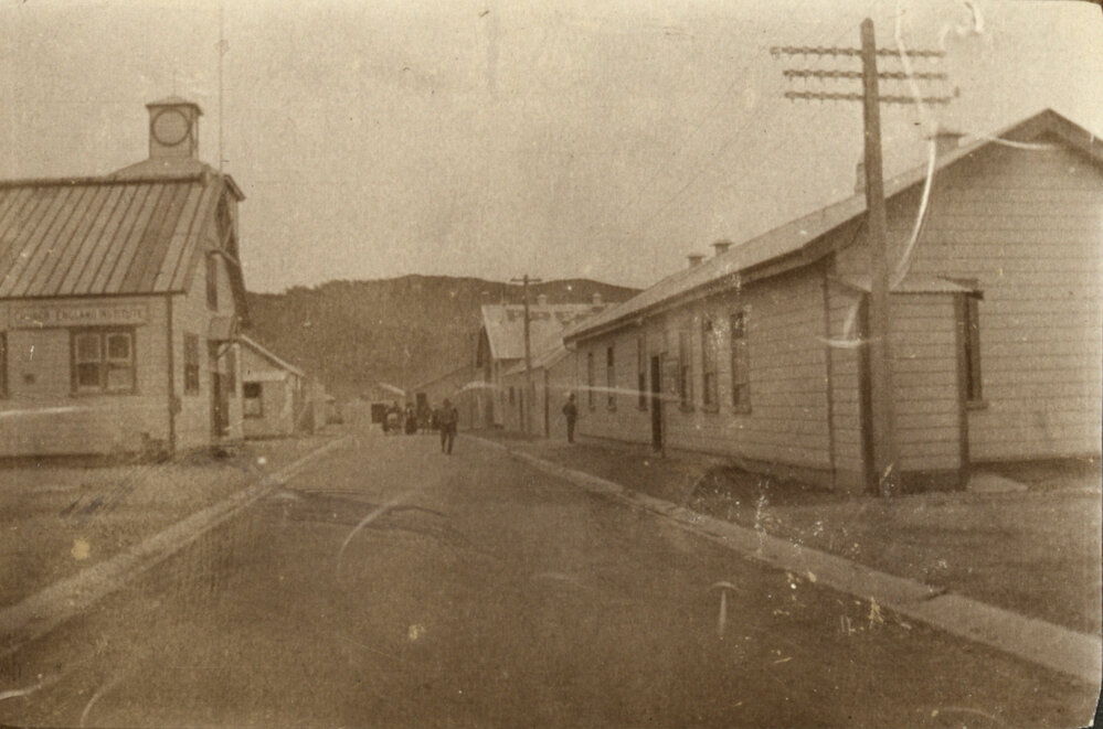 Photo from page 04 of album