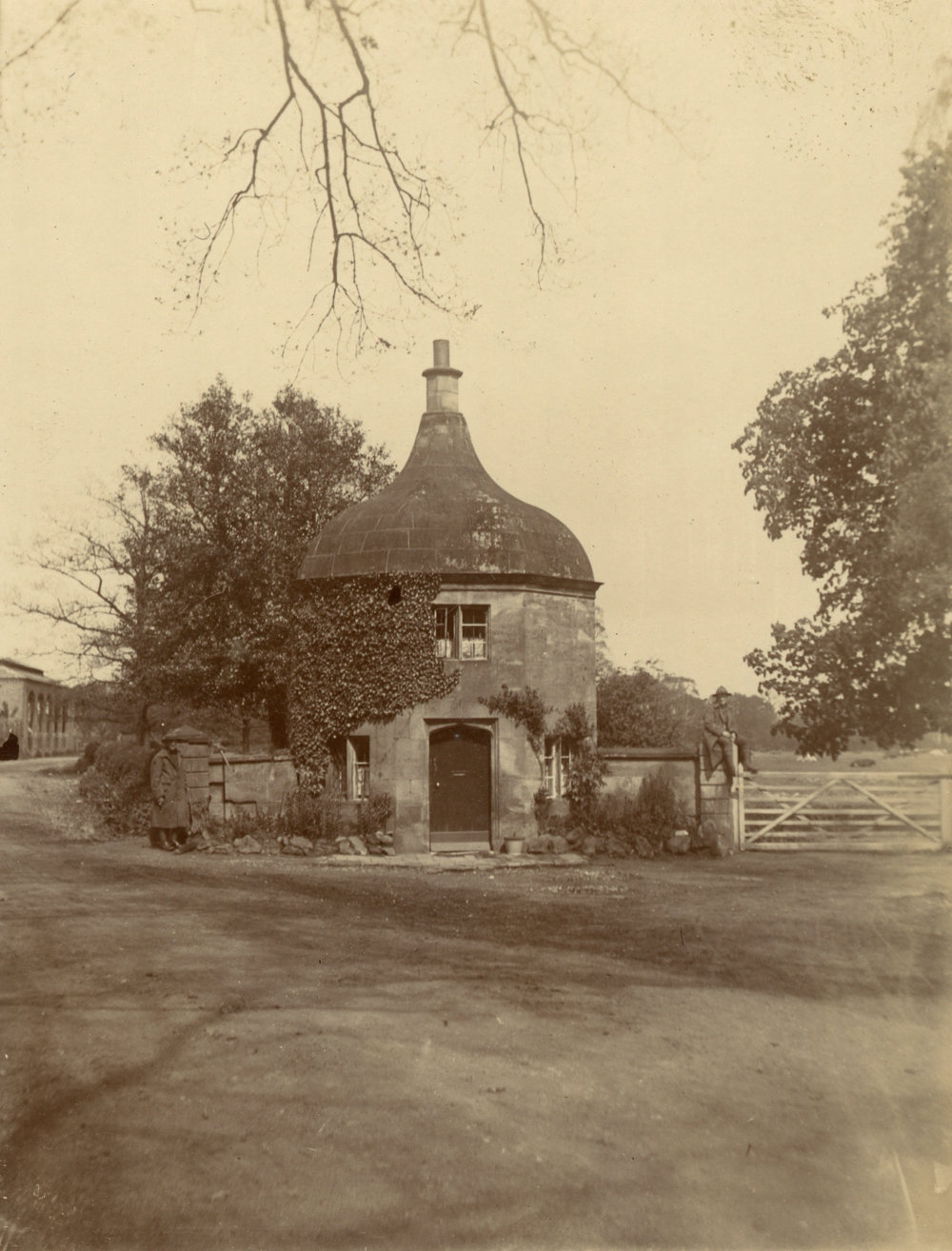 Photo from page 05 of album WWI Photograph Album - England