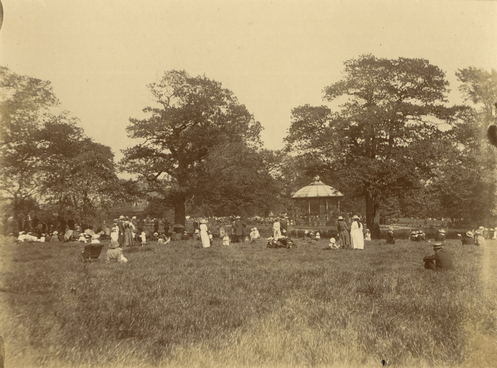 Photo from page 07 of album WWI Photograph Album - England