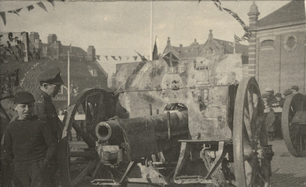 Photo from page 03 of album WWI Photograph Album -  England.