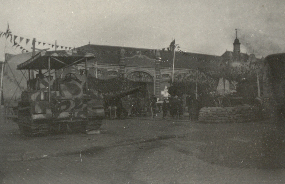 Photo from page 03 of album WWI Photograph Album  - England.