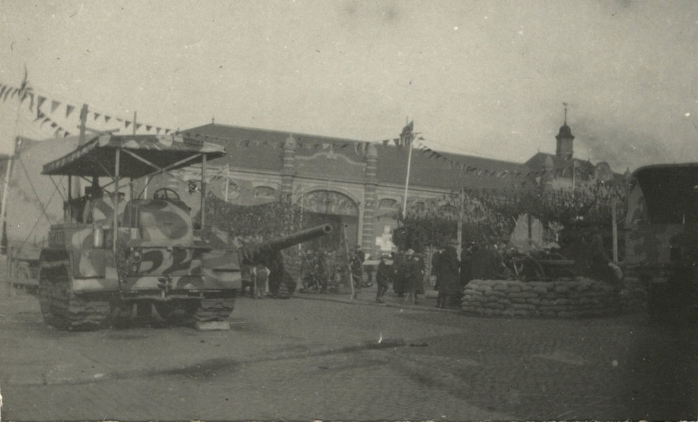 Photo from page 05 of album WWI Photograph Album - England