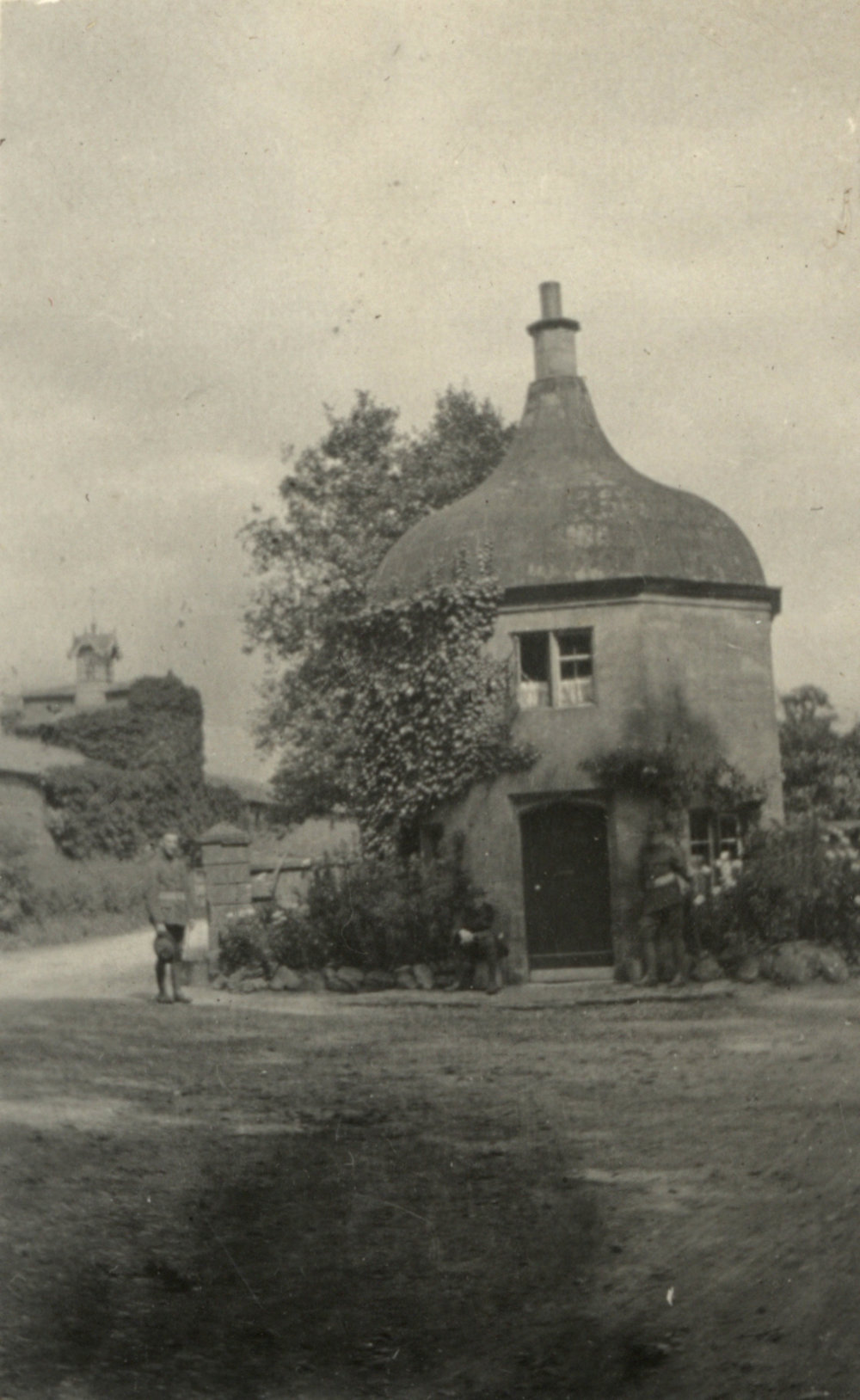 Photo from page 07 of album WWI Photograph Album -  England