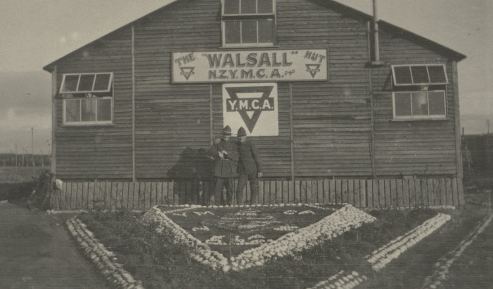 Photo from page 10 of album WWI Photograph Album - England