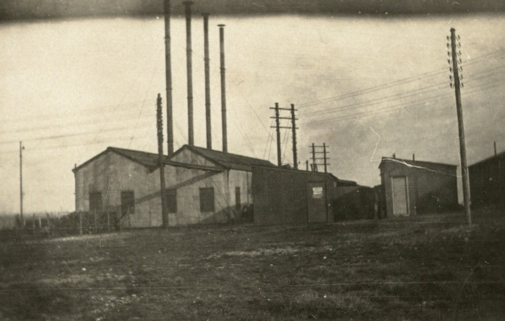 Photo from page 11 of album WWI Photograph Album - England