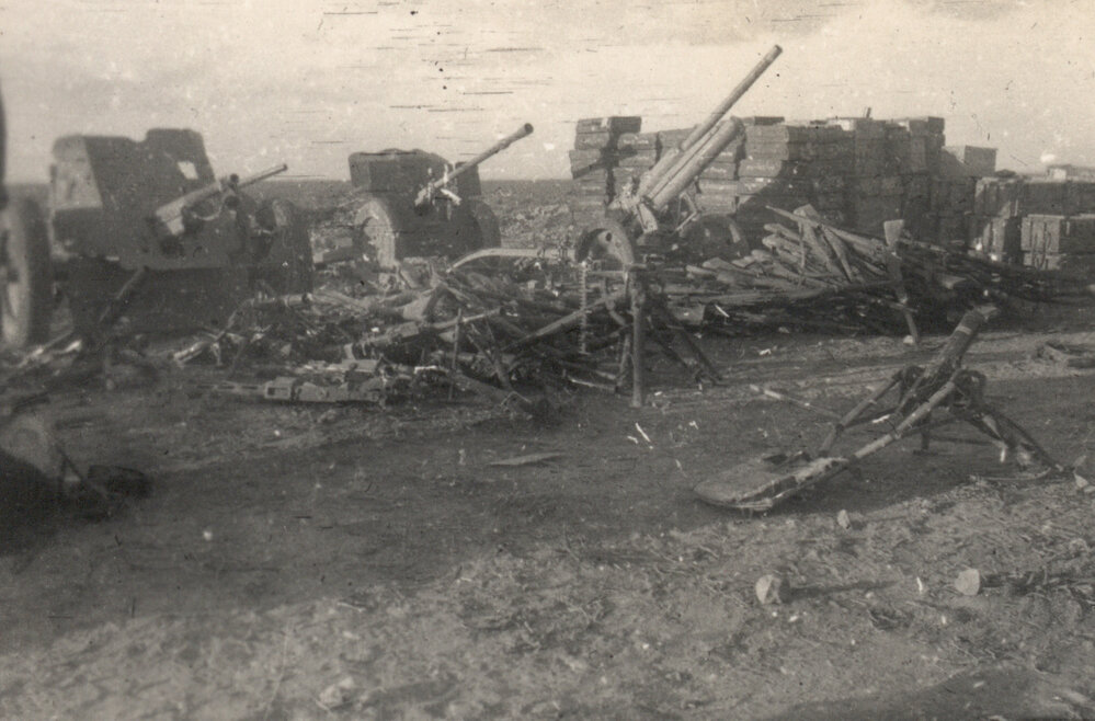 Photo from page 33 of album Photograph Album: Charles Bennett - WWII