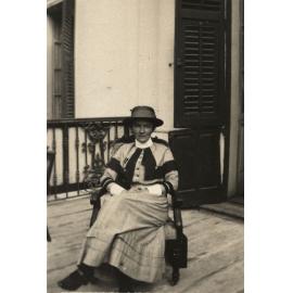 Photo from page 06 of album WWI Photograph Album - Medical Staff & Nurses: Egypt and England