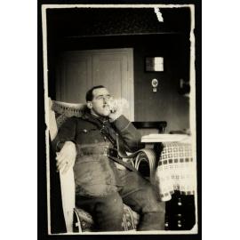 WWI Photograph Album - England [loose photo]