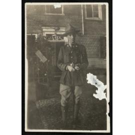 WWI Photograph Album - England [loose photo]