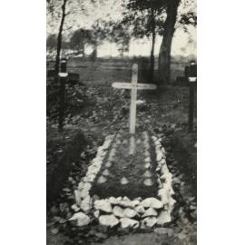 Photo from page 06 of album WWI Photograph Album - Gallipoli, Egypt, Western Front and England.