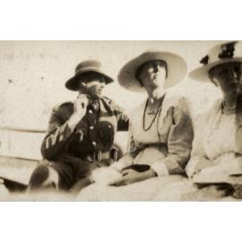 Photo from page 04 of album WWI Photograph Album - New Zealand and Egypt.