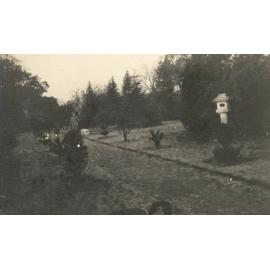 Photo from page 10 of album WWI Photograph Album - United Kingdom and Europe - Post WWI