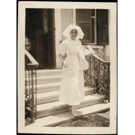 WWI Photograph Album- Nurses and Medical Services in Egypt and Gallipoli. [loose photo]