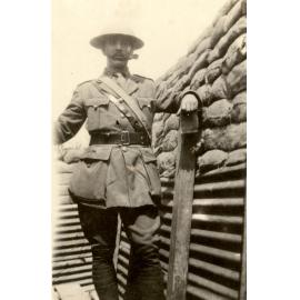 Photo from page 69 of album WWI Photograph Album- England, Egypt, Gallipoli and Western Front.