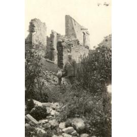 Photo from page 71 of album WWI Photograph Album- England, Egypt, Gallipoli and Western Front.