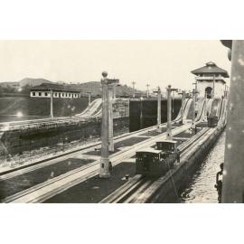 Photo from page 88 of album WWI Photograph Album- England, Egypt, Gallipoli and Western Front.