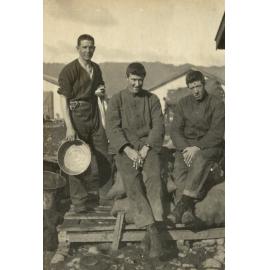 Photo from page 04 of album WWI Photograph Album- Egypt, England & Western Front