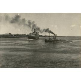 Photo from page 08 of album WWI Photograph Album- Egypt, England & Western Front