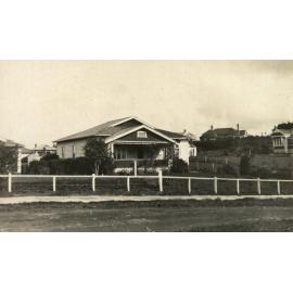 Photo from page 27 of album WWI Photograph Album- Egypt, England & Western Front