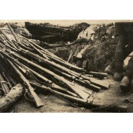 Photo from page 04 of album WWI Photograph Album- Egypt, Gallipoli, Palestine, France & England