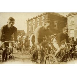 Photo from page 10 of album Photograph Album - Western Front and Post WWI