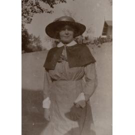 Photo from page 04 of album WWI Photograph Album  - England