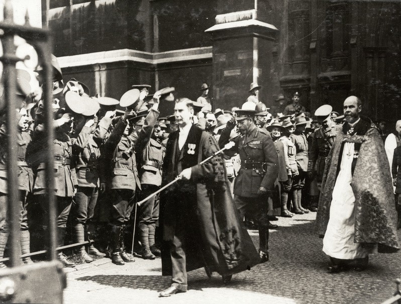 King George leaving the service at Westminster Abbey, 1916
